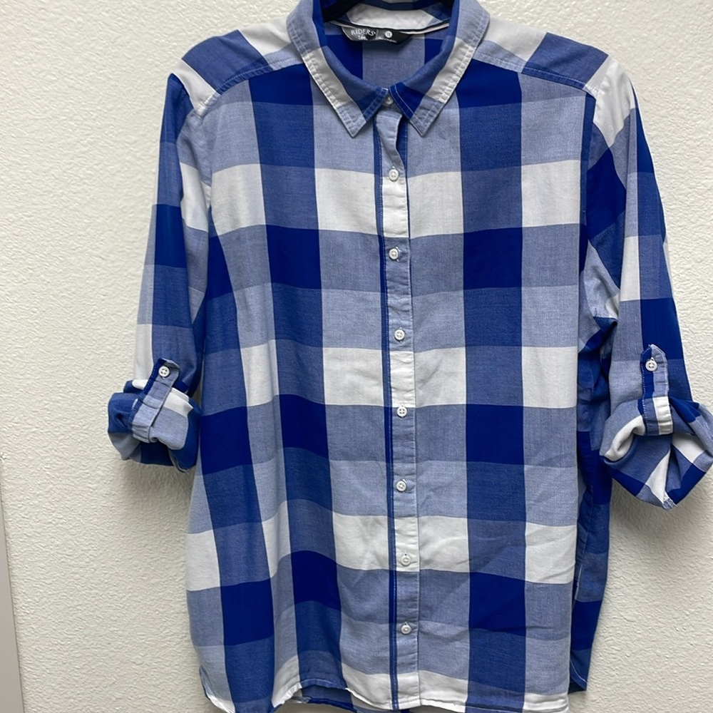 Riders by Lee Women’s 1X Blue and White Plaid Casual Button Up Shirt - Picture 3 of 7